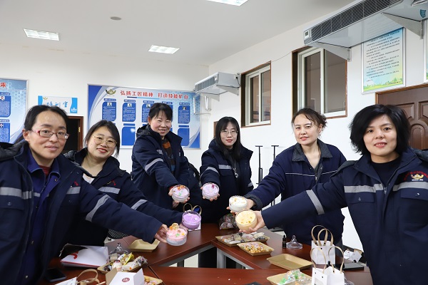 1742527906722077258.jpg 08.jpg